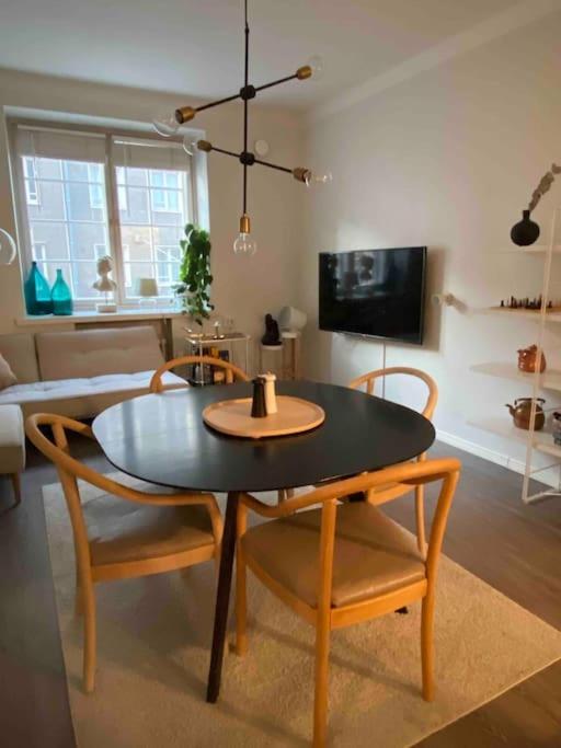 Glorious Apartment In Hakaniemi Helsingfors Eksteriør bilde